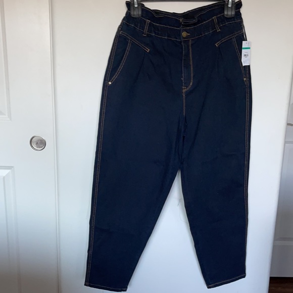 Pants - Picture 2 of 10